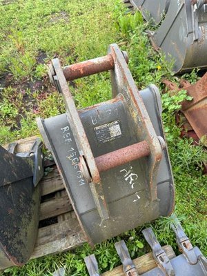 Godet rétro Volvo 450 mm