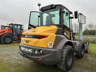 Chargeuse sur pneus compacte Mecalac AS1000 - 2