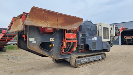 Concasseur mobile mâchoire Sandvik QJ241 - 6
