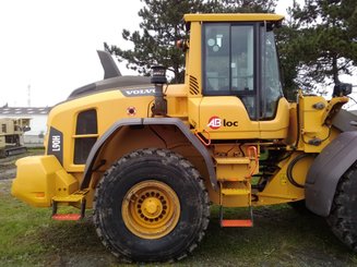 Chargeuse sur pneus Volvo L90H - 3