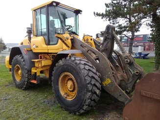 Chargeuse sur pneus Volvo L90H - 1