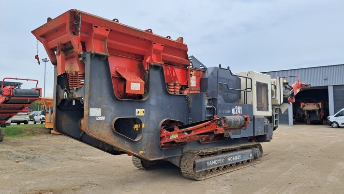 Concasseur à mâchoires Sandvik QJ241