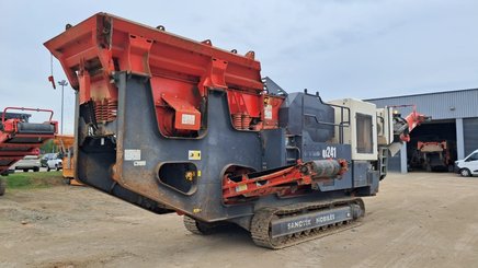 Concasseur mobile mâchoire Sandvik QJ241 - 8