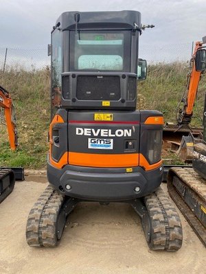 Mini pelles Develon DX27Z-7