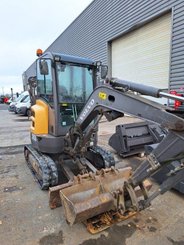 Mini pelle Volvo ECR25DFL - 1