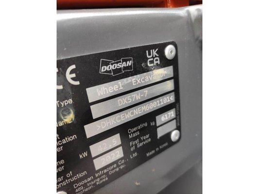 Pelles sur pneus Doosan DX57W-7