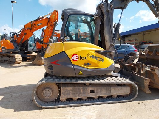 Pelles skid sur chenilles Mecalac 8MCR