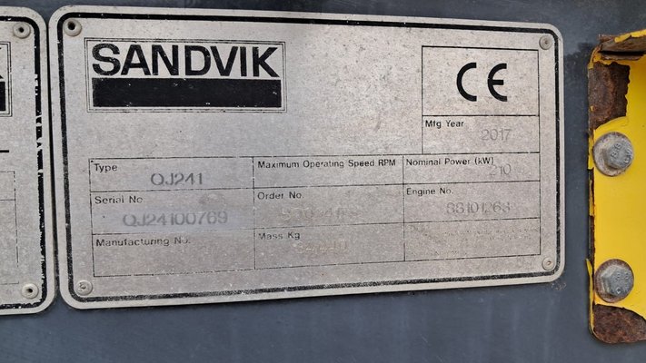 Concasseur à mâchoires Sandvik QJ241