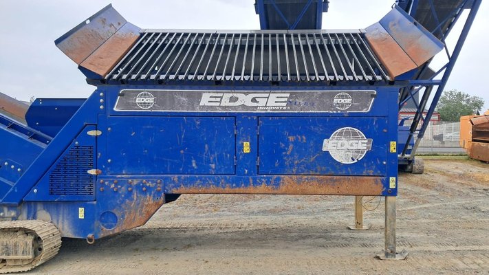 Convoyeur sur chenilles Edge FTS6548