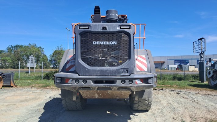 Chargeuses sur pneus Develon DL420-7