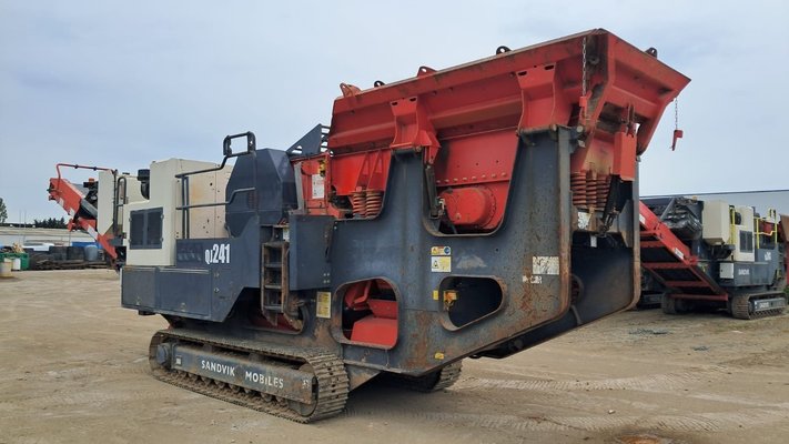 Concasseur à mâchoires Sandvik QJ241
