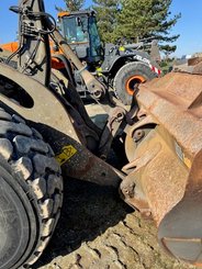 Chargeuse sur pneus Volvo L90H - 11