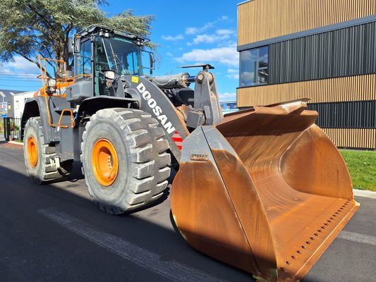 Chargeuses sur pneus Doosan DL550-7