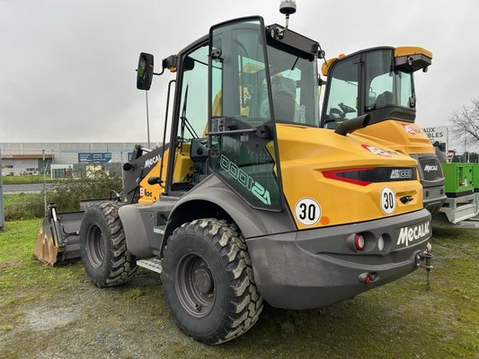 Chargeuses sur pneus compactes Mecalac AS1000