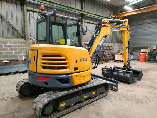 Mini pelles XCMG XE55E