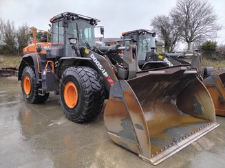 Chargeuse sur pneus Doosan DL480-7 - 1