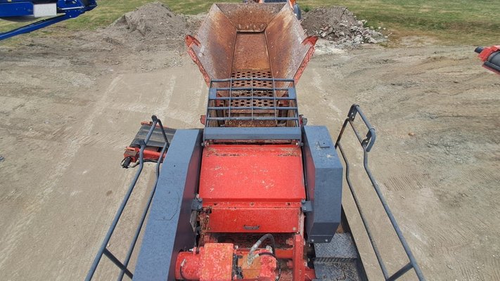 Concasseur à mâchoires Sandvik QJ241