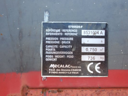 Godet 4 en 1 Mecalac 8531004