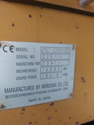 Tombereau sur chenilles Morooka MST2200VDR