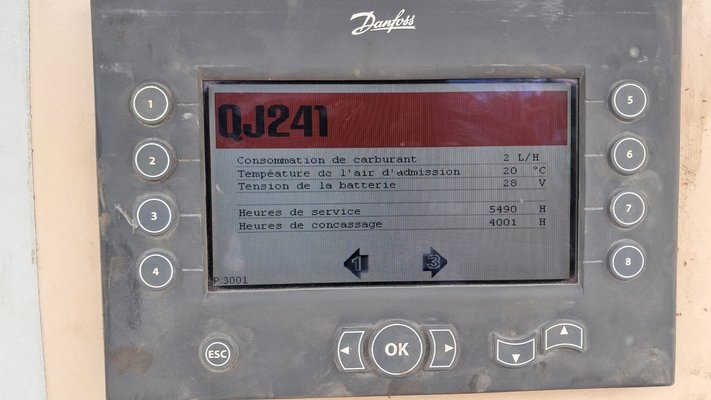 Concasseur à mâchoires Sandvik QJ241