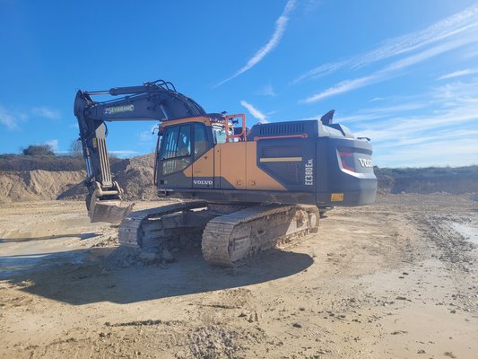 Pelles sur chenilles Volvo EC380ENL