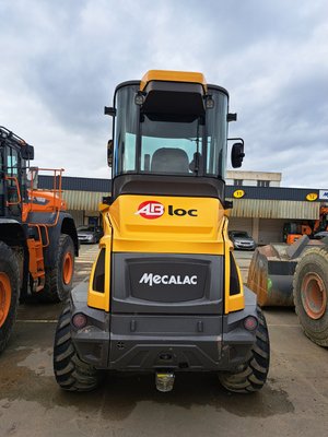 Motobasculeurs Mecalac 9MDX