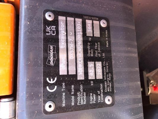 Pelles sur pneus Doosan DX57W-7