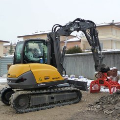 Pelle skid sur chenilles Mecalac 8MCR - 8