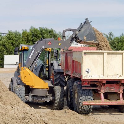 Chargeuses swing Mecalac AS900