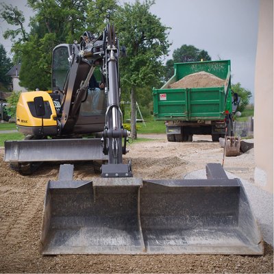 Pelles skid sur chenilles Mecalac 6MCR