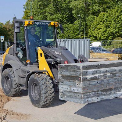 Chargeuses sur pneus Mecalac AF1200