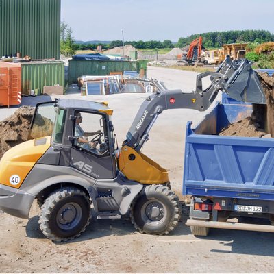 Chargeuses swing Mecalac AS700