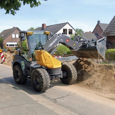 Chargeuses swing Mecalac AS900