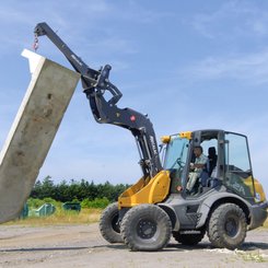 Chargeuse rotative Mecalac AS900 - 1